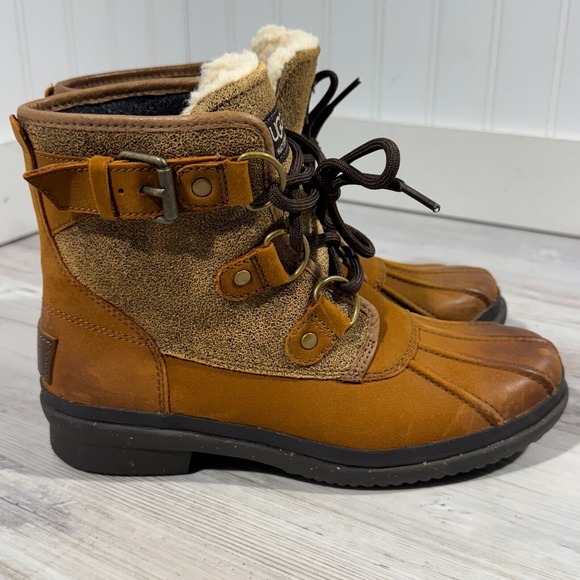 UGG Cecile Women's 1007999 Brown Waterproof Leather Ankle Duck Boots Size US 5 - Picture 1 of 16